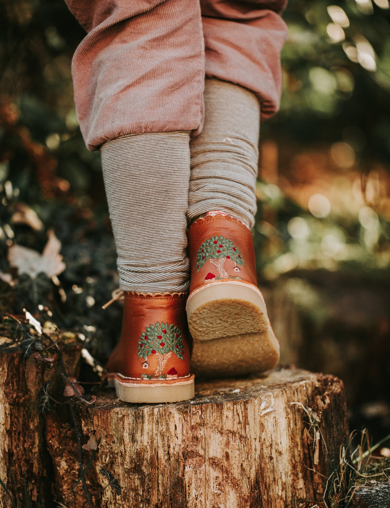Petit Nord Apple Tree Scallop Boot Boots Cognac 002