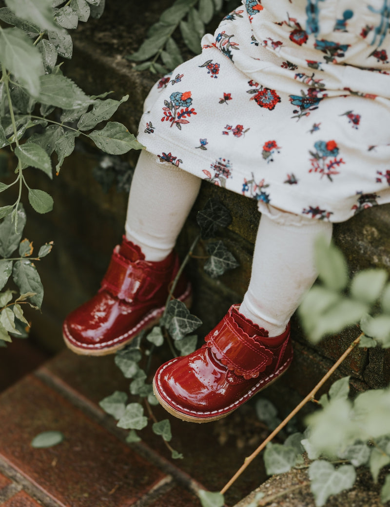 Petit Nord Scallop Velcro Boot Low Boot Shoes Cherry Patent 104