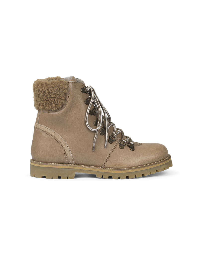 Petit Nord Shearling Winter Boot Women Women Oats 011