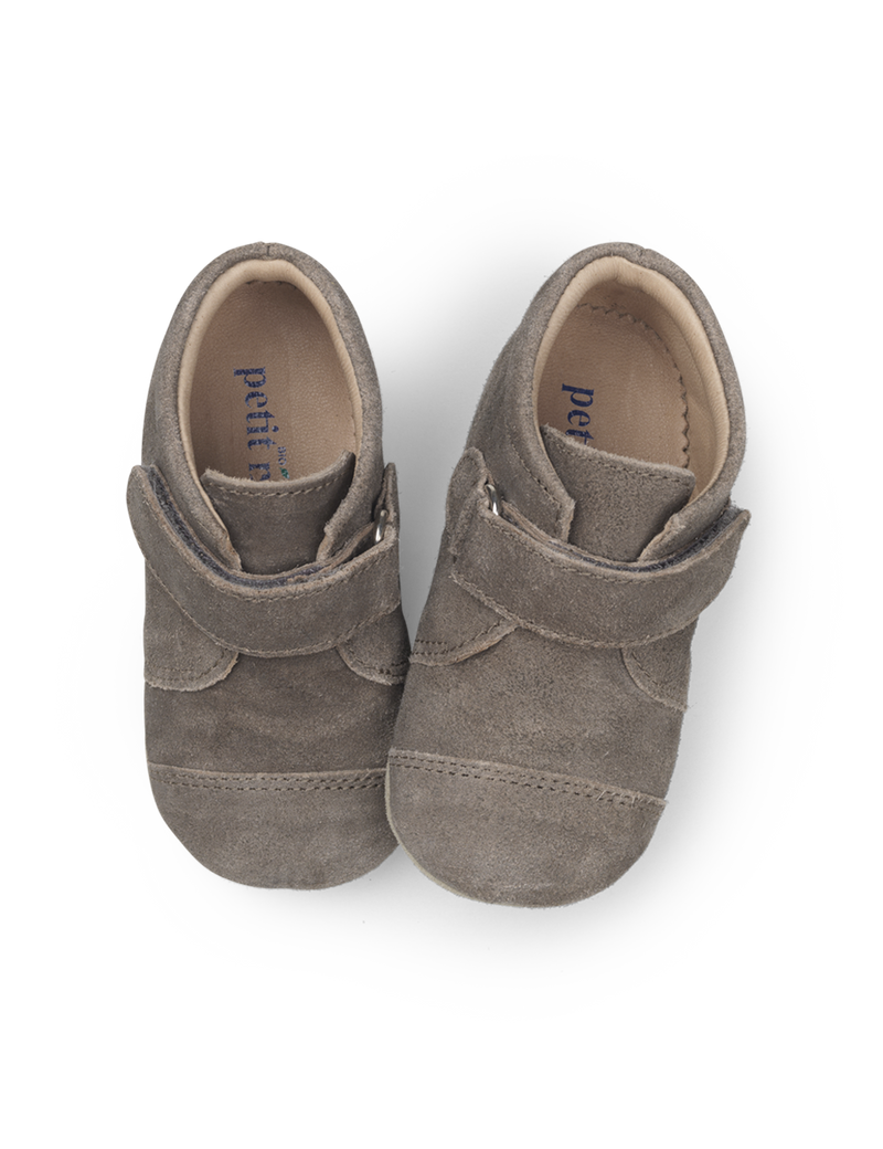 Petit Nord Shoe with Velcro Indoor Shoes Taupe suede 063