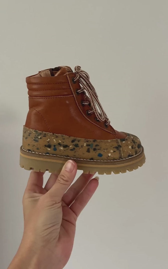 Petit Nord Rugged Boot Boots Cognac 002