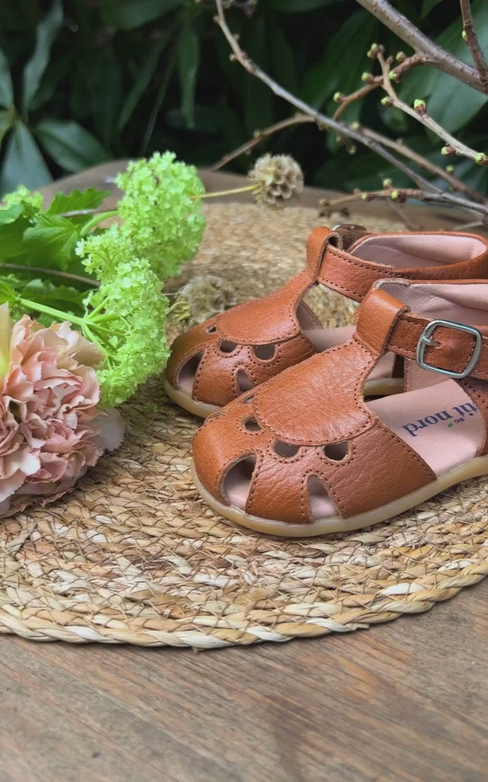 Petit Nord Sweetheart Sandal Sandals Cream 052